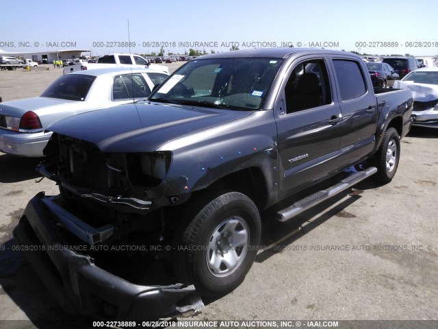 5TFJX4GN7FX039533 - 2015 TOYOTA TACOMA DOUBLE CAB PRERUNNER GRAY photo 2