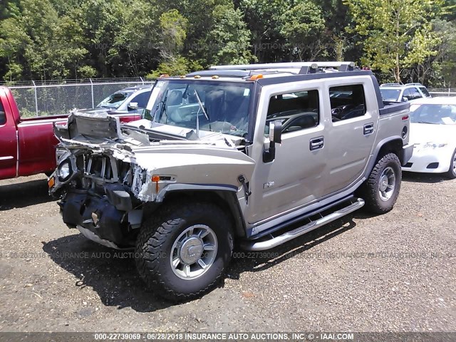 5GRGN22U65H130822 - 2005 HUMMER H2 SUT GOLD photo 2