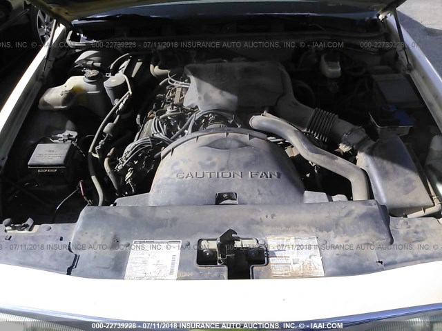 2FALP7467TX105579 - 1996 FORD CROWN VICTORIA LX CREAM photo 10