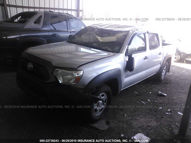 5TFJX4CN0DX033785 - 2013 TOYOTA TACOMA DOUBLE CAB ვერცხლისფერი ფოტო 2