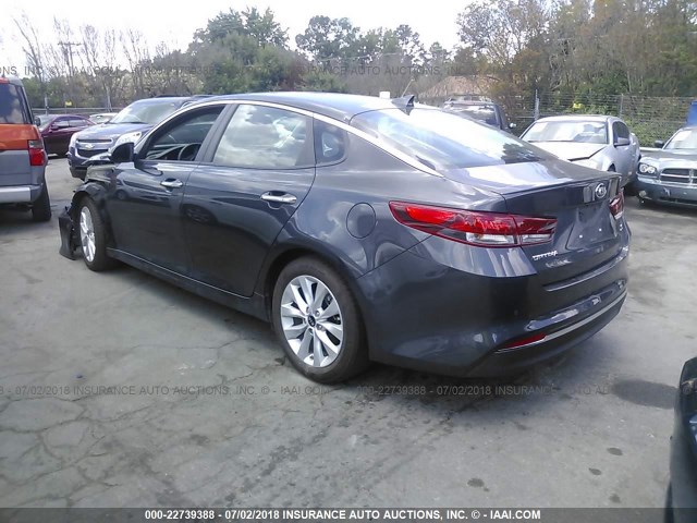 5XXGT4L38JG236480 - 2018 KIA OPTIMA LX/S GRAY photo 3