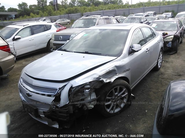1G1ZE5EB1A4143946 - 2010 CHEVROLET MALIBU LTZ 银色 照片 2