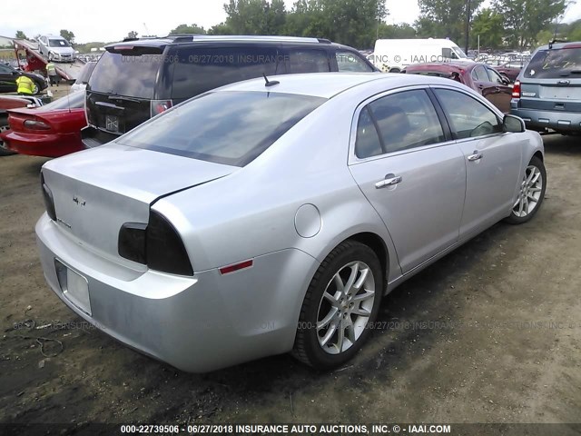 1G1ZE5EB1A4143946 - 2010 CHEVROLET MALIBU LTZ 银色 照片 4
