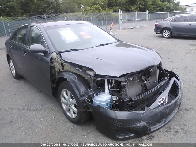 4T4BF3EK5BR193794 - 2011 TOYOTA CAMRY SE/LE/XLE GRAY photo 1