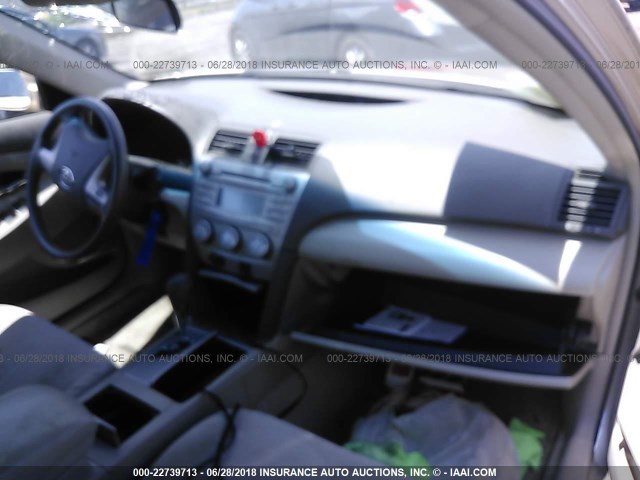 4T1BF3EK5AU031026 - 2010 TOYOTA CAMRY SE/LE/XLE TAN photo 5