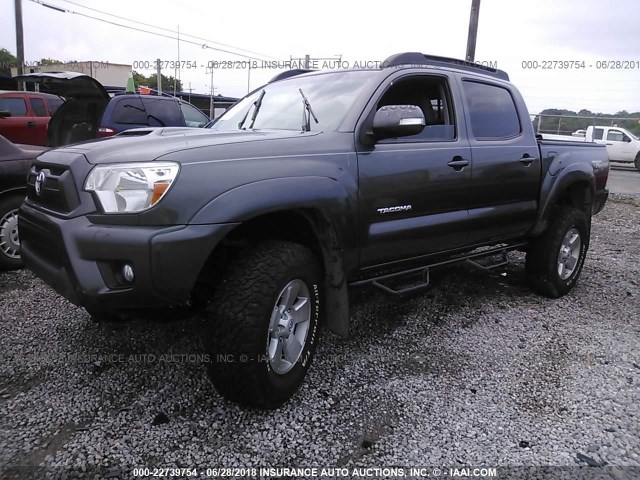5TFLU4EN8EX089490 - 2014 TOYOTA TACOMA DOUBLE CAB 灰色 照片 2