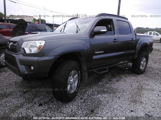 5TFLU4EN8EX089490 - 2014 TOYOTA TACOMA DOUBLE CAB GRAY photo 2