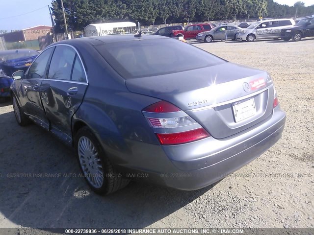 WDDNG86X08A202577 - 2008 MERCEDES-BENZ S 550 4MATIC GRAY photo 3