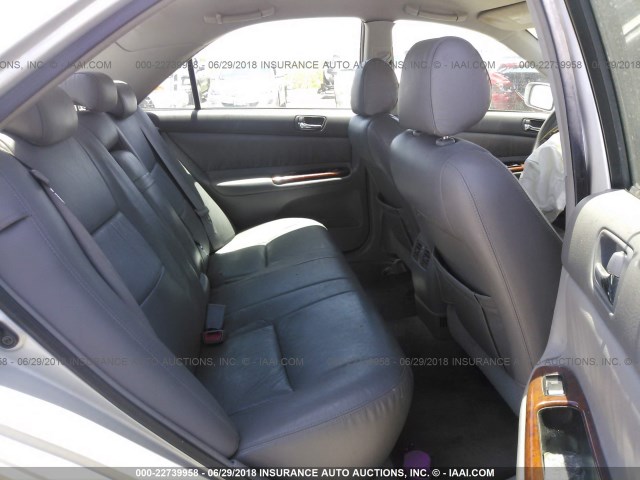 4T1BE32K65U974412 - 2005 TOYOTA CAMRY LE/XLE/SE Күміс фото 8