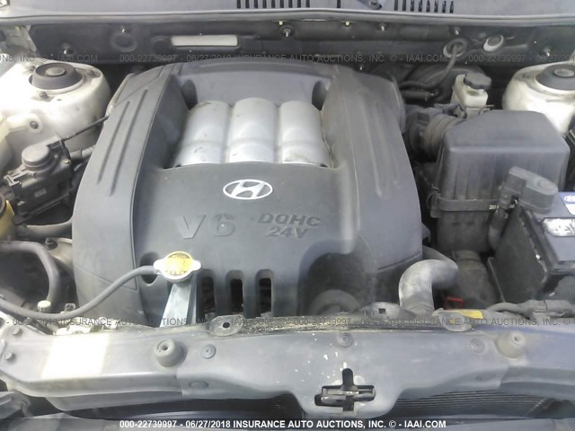 KM8SC13D94U680589 - 2004 HYUNDAI SANTA FE GLS/LX SILVER photo 10