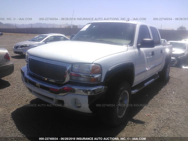 2GTEC13T651387836 - 2005 GMC NEW SIERRA C1500 WHITE photo 2