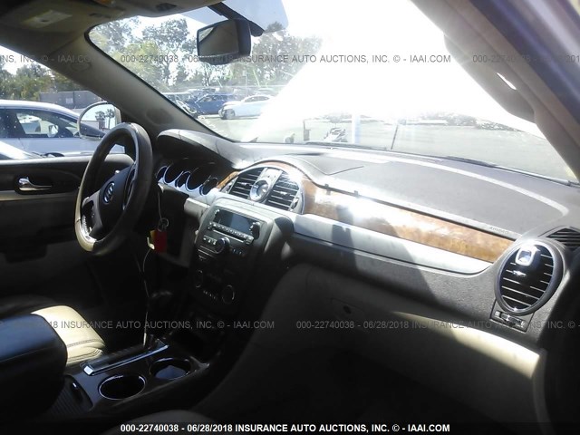 5GALRBED6AJ143557 - 2010 BUICK ENCLAVE CXL Şampan foto 5