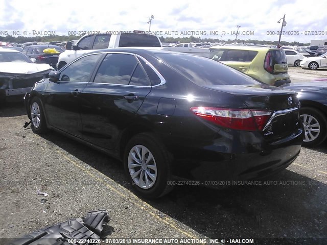 4T1BF1FK0GU587658 - 2016 TOYOTA CAMRY LE/XLE/SE/XSE BLACK photo 3