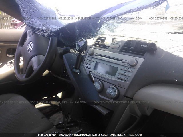 4T1BE46K27U517051 - 2007 TOYOTA CAMRY NEW GENERAT CE/LE/XLE/SE GOLD photo 5