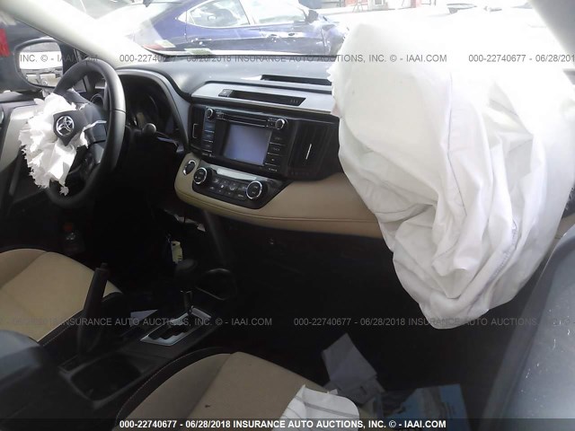 JTMWFREV3JJ732362 - 2018 TOYOTA RAV4 ADVENTURE/XLE 白色 照片 5