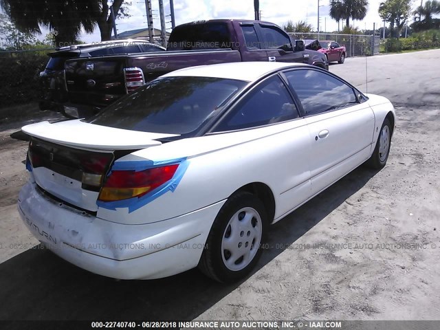 1G8ZH1278VZ389693 - 1997 SATURN SC2 WHITE photo 4