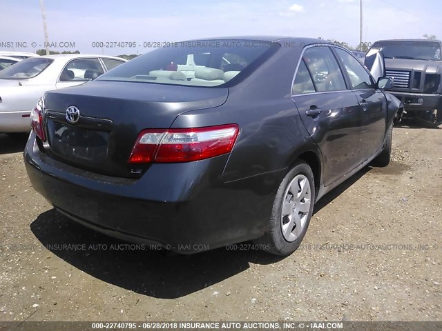 4T1BE46K47U534997 - 2007 TOYOTA CAMRY NEW GENERAT CE/LE/XLE/SE GRAY photo 4