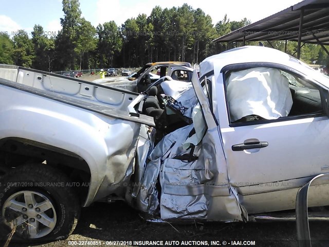 3GTP2VE74DG305353 - 2013 GMC SIERRA K1500 SLE SILVER photo 6