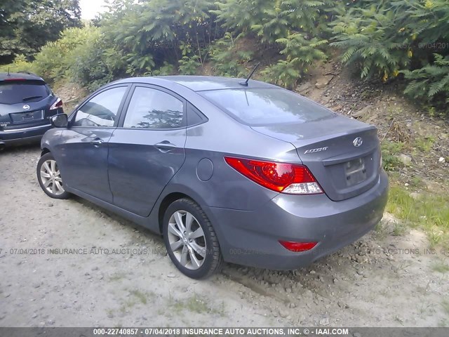 KMHCU4AE4EU748331 - 2014 HYUNDAI ACCENT GLS/SE GRAY photo 3