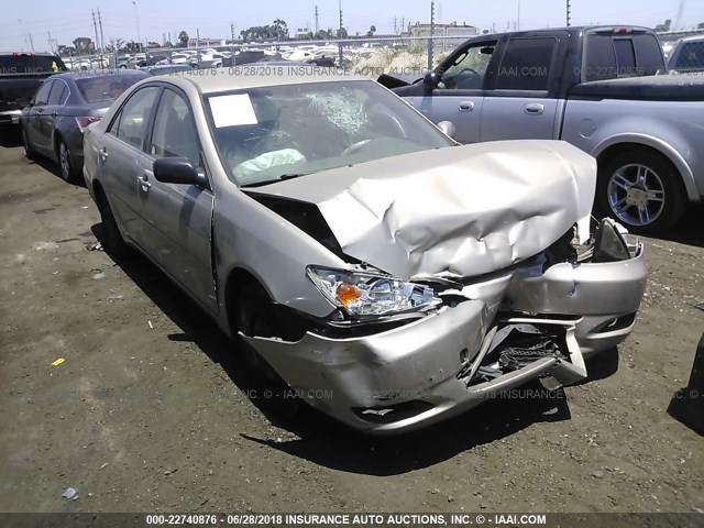 JTDBE32K730161007 - 2003 TOYOTA CAMRY LE/XLE Champagne photo 1
