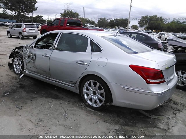 KMHGH4JFXBU029093 - 2011 HYUNDAI EQUUS SIGNATURE/ULTIMATE SILVER photo 3