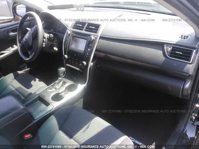 4T4BF1FK4FR495103 - 2015 TOYOTA CAMRY LE/XLE/SE/XSE BLACK photo 5