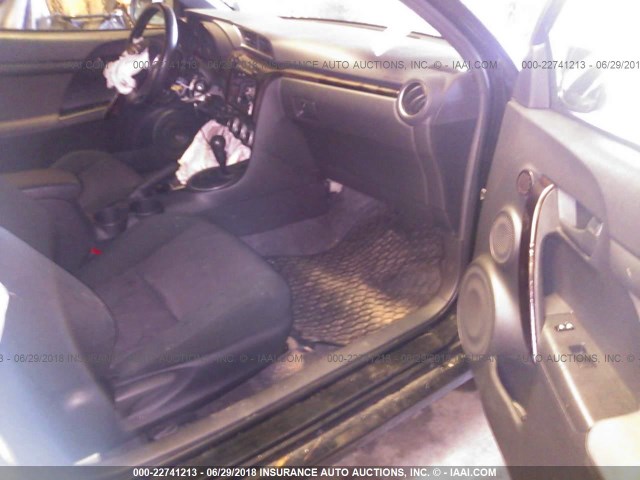 JTKJF5C72B3008992 - 2011 TOYOTA SCION TC შავი ფოტო 5