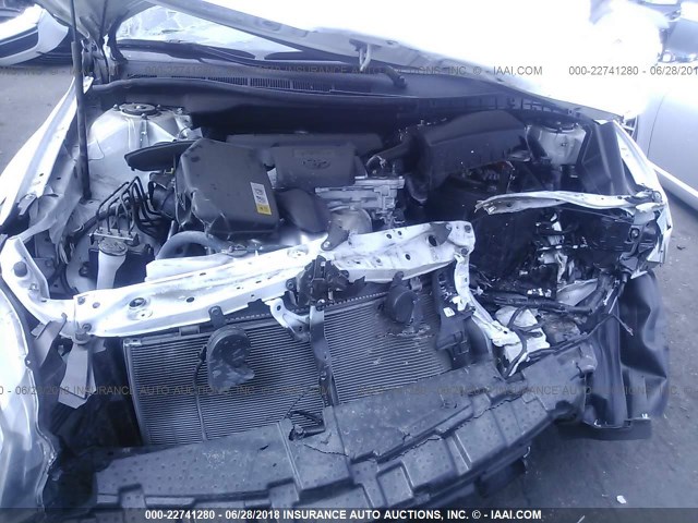 4T1BF1FK3HU276209 - 2017 TOYOTA CAMRY LE/XLE/SE/XSE WHITE photo 10