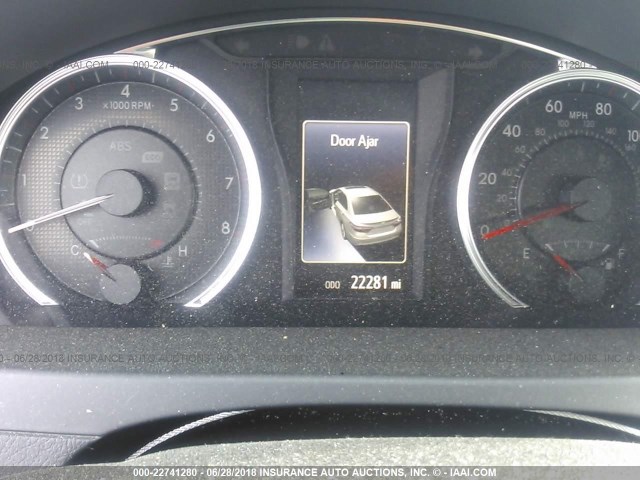 4T1BF1FK3HU276209 - 2017 TOYOTA CAMRY LE/XLE/SE/XSE WHITE photo 7