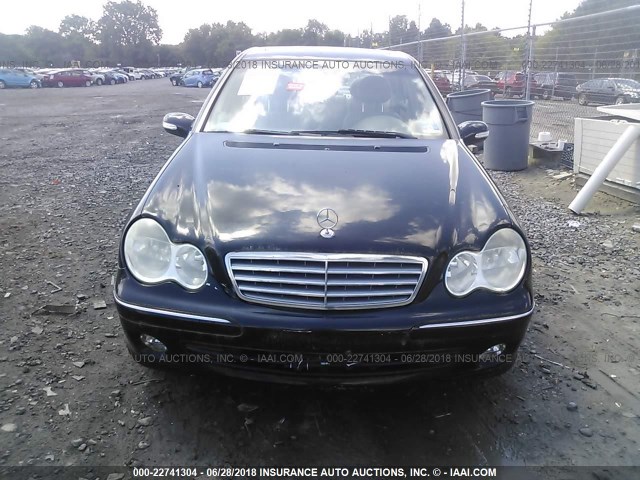 WDBRF64J85F637829 - 2005 MERCEDES-BENZ C 320 BLACK photo 6