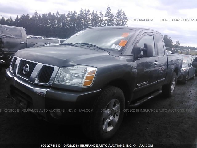 1N6AA06B97N230382 - 2007 NISSAN TITAN XE/SE/LE GRAY photo 2