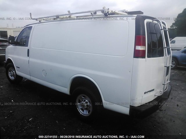 1GCGG25U141173642 - 2004 CHEVROLET EXPRESS G2500  WHITE photo 3