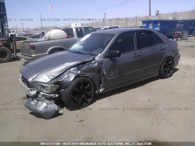 JTHBD192020057680 - 2002 LEXUS IS 300 GRAY photo 2