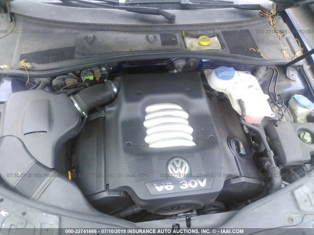 WVWRH63BX4P242579 - 2004 VOLKSWAGEN PASSAT GLX 蓝色 照片 10