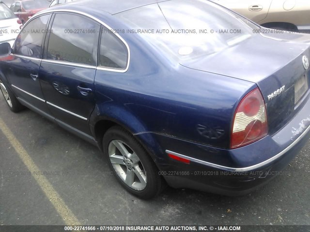 WVWRH63BX4P242579 - 2004 VOLKSWAGEN PASSAT GLX 蓝色 照片 3
