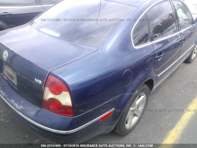 WVWRH63BX4P242579 - 2004 VOLKSWAGEN PASSAT GLX 蓝色 照片 4