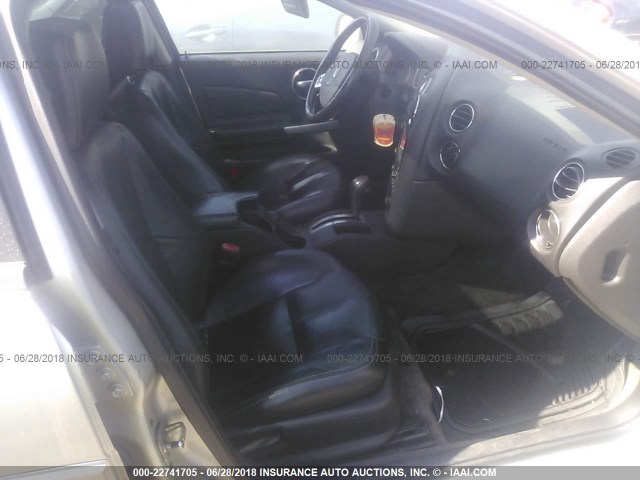 2G2WP552971143366 - 2007 PONTIAC GRAND PRIX SILVER photo 5