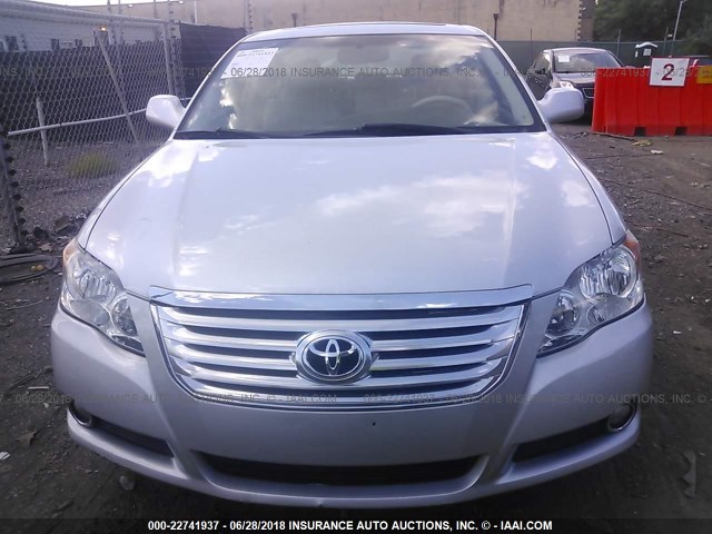 4T1BK36B68U287969 - 2008 TOYOTA AVALON XL/XLS/TOURING/LIMITED SILVER photo 6