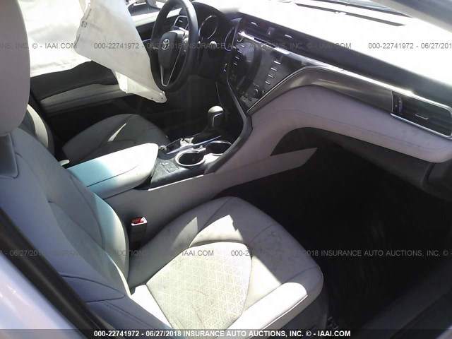 4T1BZ1HKXJU003052 - 2018 TOYOTA CAMRY XSE/XLE Ağ foto 5