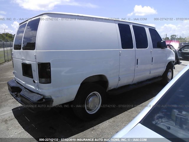 1FTNE24W45HA37790 - 2005 FORD ECONOLINE E250 VAN WHITE photo 4