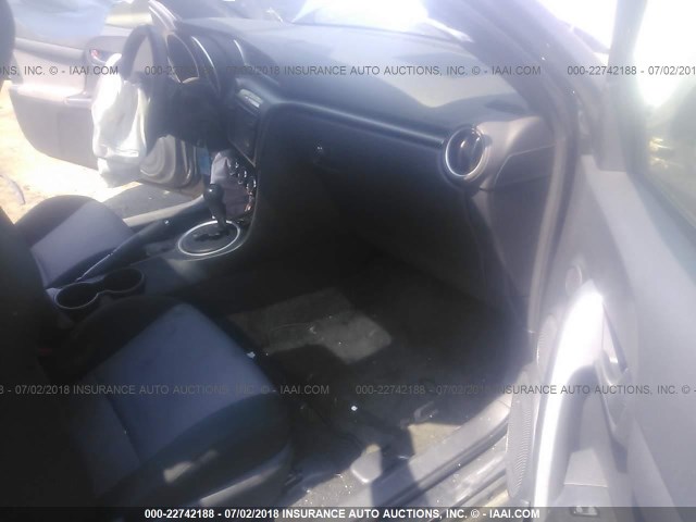 JTKJF5C78F3088840 - 2015 TOYOTA SCION TC 黑色 照片 5