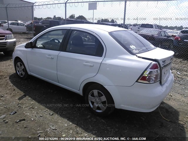 KL1TD5DE9BB135836 - 2011 CHEVROLET AVEO LS/LT WHITE photo 3