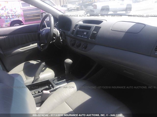 4T1BE32K13U713265 - 2003 TOYOTA CAMRY LE/XLE/SE Boz foto 5