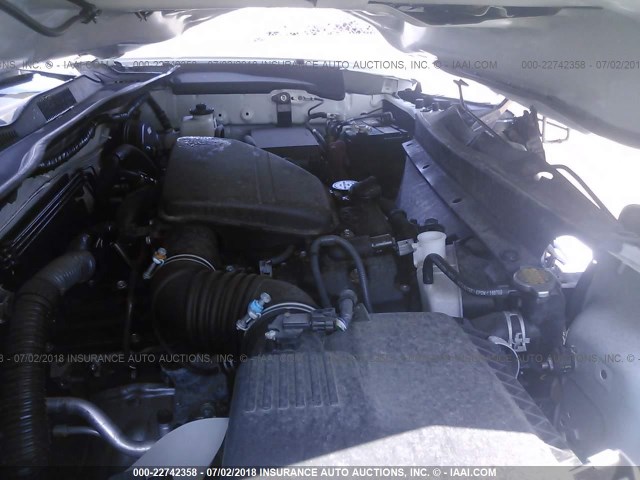 5TFRX5GN9HX079351 - 2017 TOYOTA TACOMA ACCESS CAB/SR/SR5 თეთრი ფოტო 10