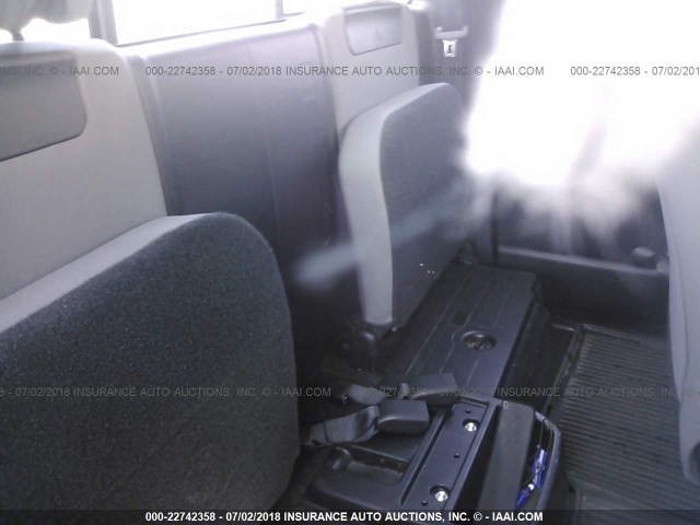 5TFRX5GN9HX079351 - 2017 TOYOTA TACOMA ACCESS CAB/SR/SR5 თეთრი ფოტო 8