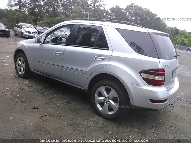 4JGBB25E59A486214 - 2009 MERCEDES-BENZ ML SILVER photo 3