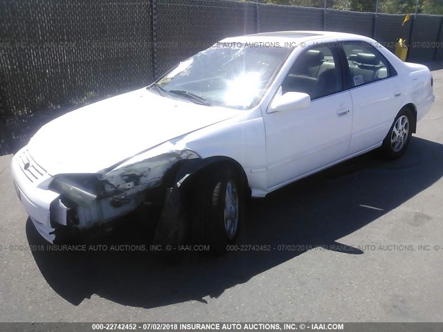 JT2BF22K5V0051205 - 1997 TOYOTA CAMRY LE/XLE 白色 照片 2