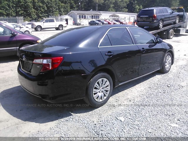 4T1BF1FK5CU038225 - 2012 TOYOTA CAMRY SE/LE/XLE BLACK photo 4