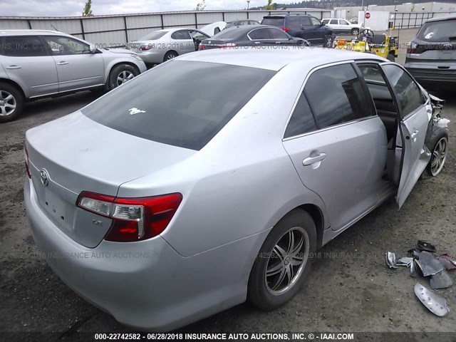 4T4BF1FK6CR236687 - 2012 TOYOTA CAMRY SE/LE/XLE ვერცხლისფერი ფოტო 4