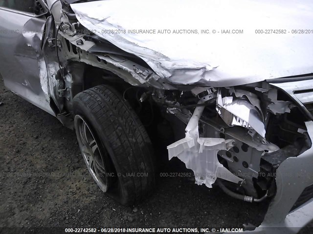 4T4BF1FK6CR236687 - 2012 TOYOTA CAMRY SE/LE/XLE ვერცხლისფერი ფოტო 6